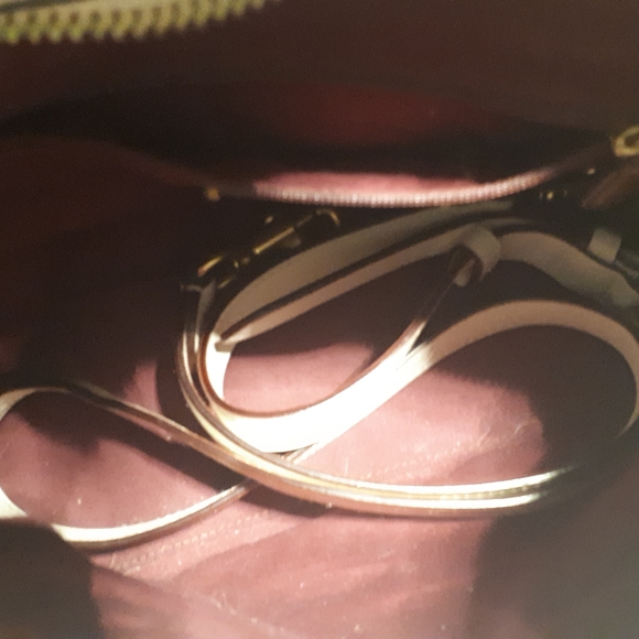 Coach cross body bag - Picture 3 of 3